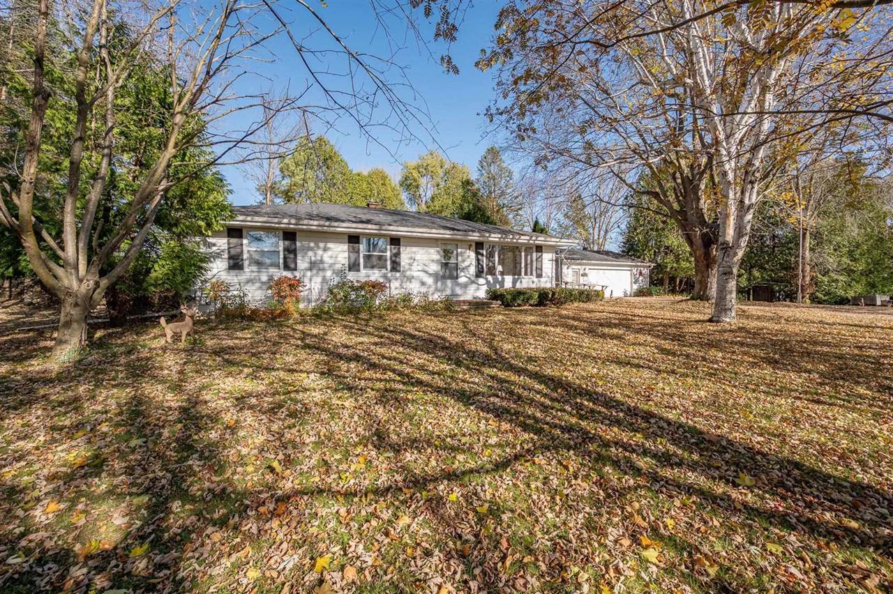 W3488 Center Valley Road, Appleton, WI 54913