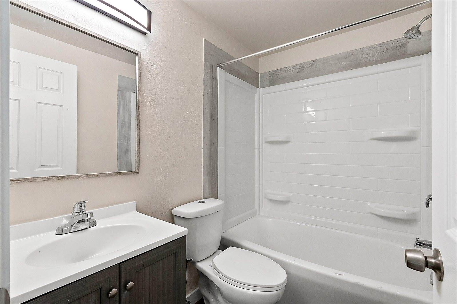 2130 Elmview Drive, Ashwaubenon, WI 54304