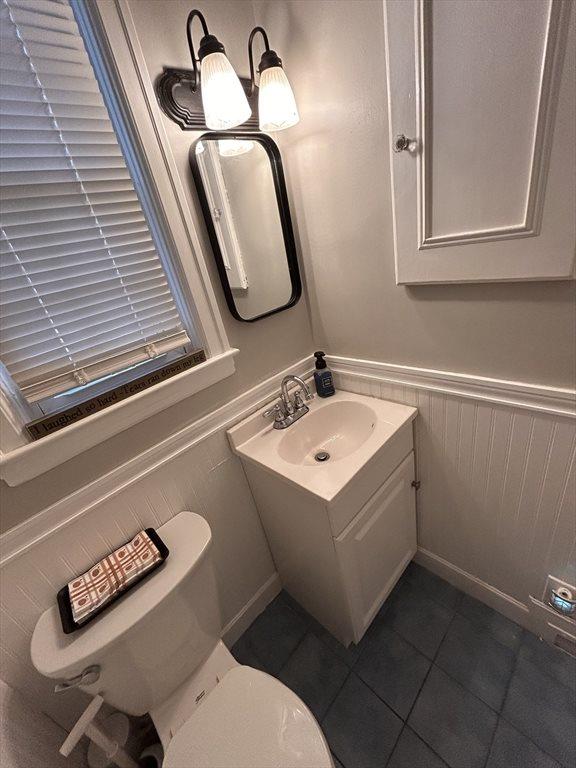 118 Field Road, Longmeadow, MA 01106
