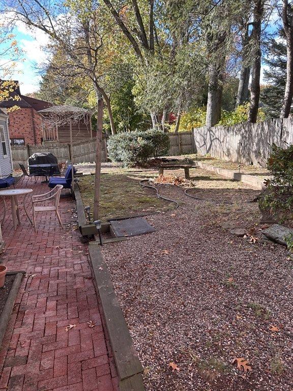 118 Field Road, Longmeadow, MA 01106