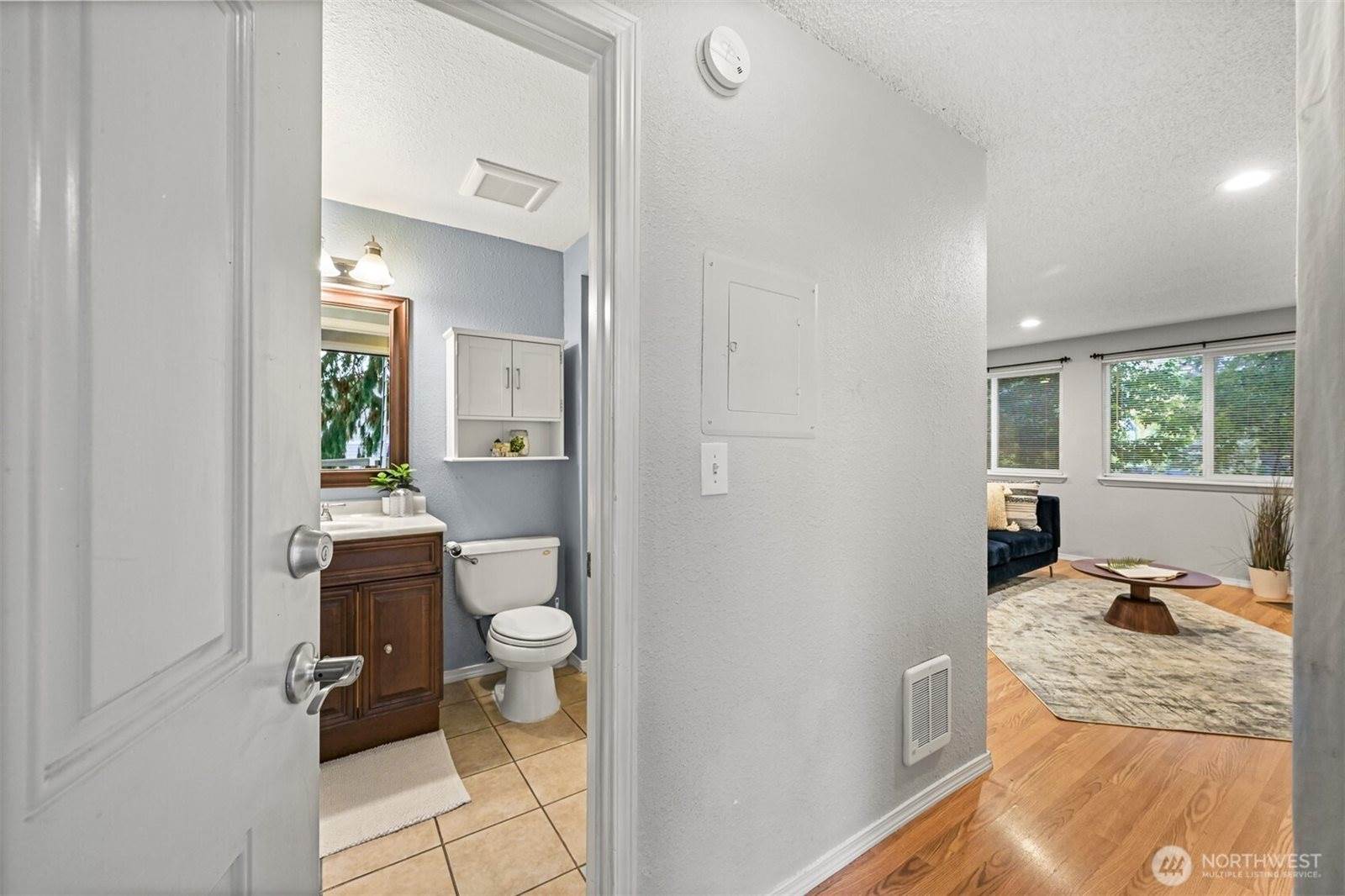 3538 Northwest Avenue, Bellingham, WA 98225