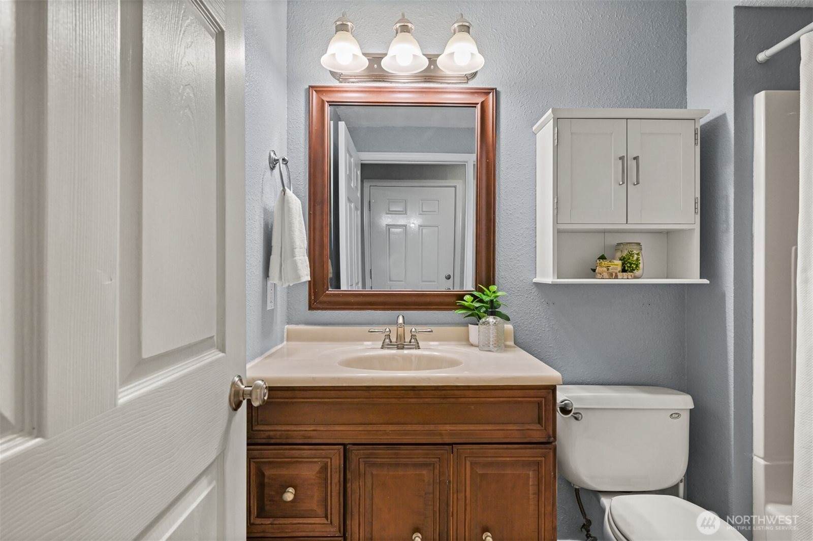 3538 Northwest Avenue, Bellingham, WA 98225