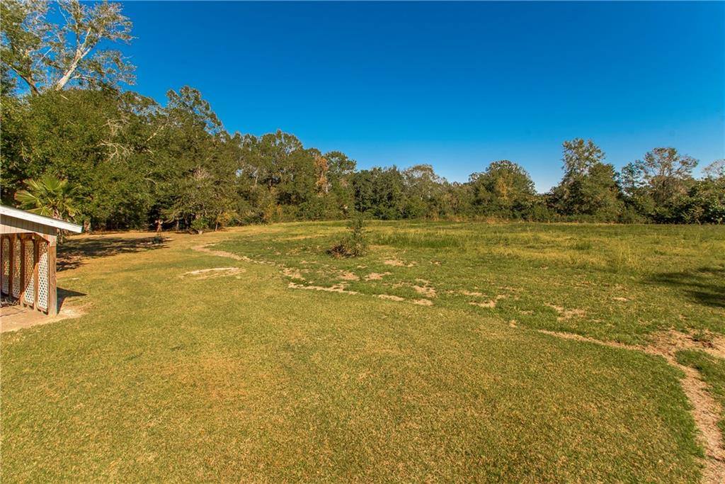 11458 LA-1075, Bogalusa, LA 70427