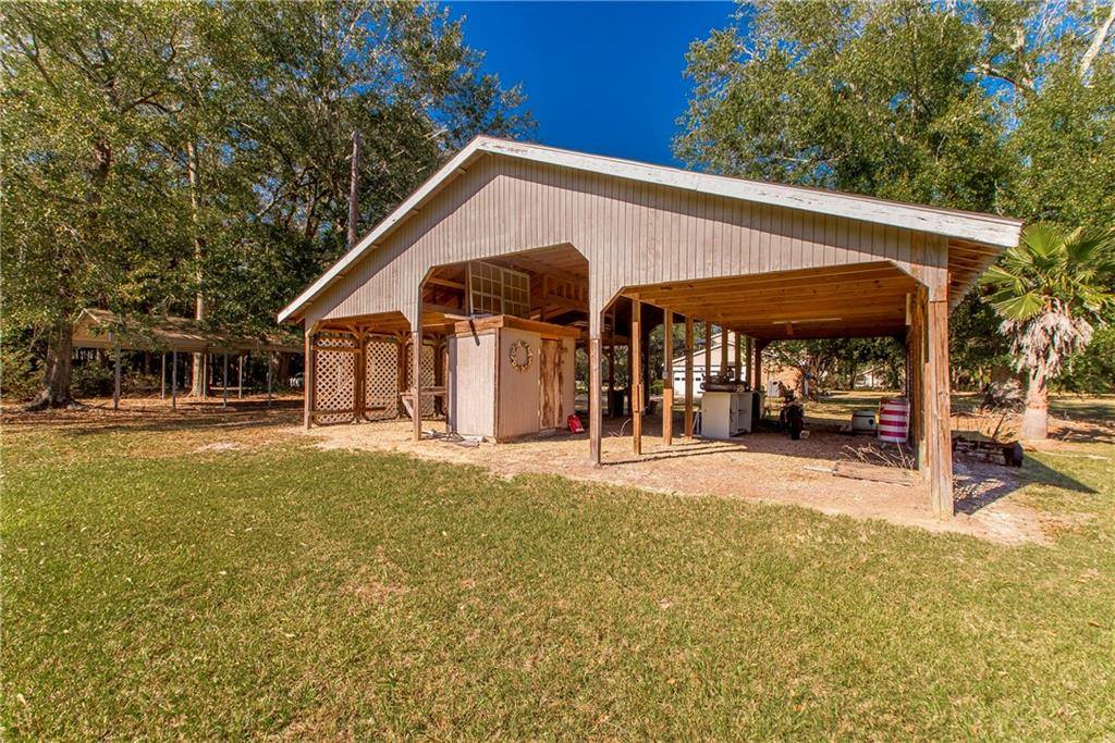 11458 LA-1075, Bogalusa, LA 70427