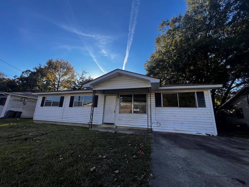 224 Shellwood, Wake Village, TX 75501