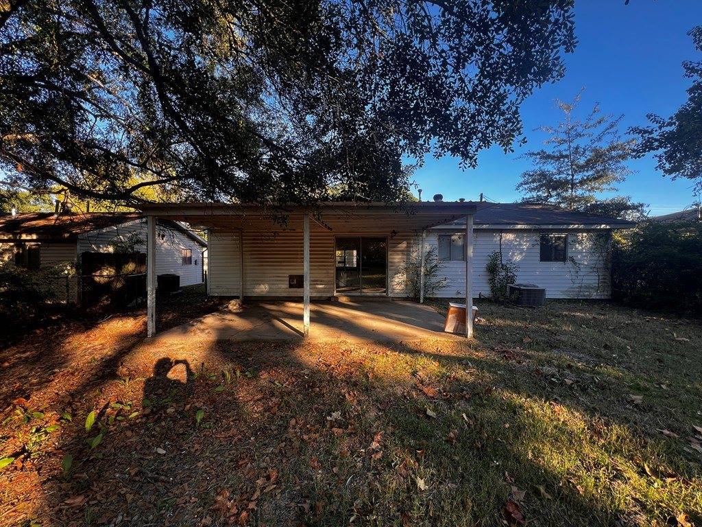 224 Shellwood, Wake Village, TX 75501