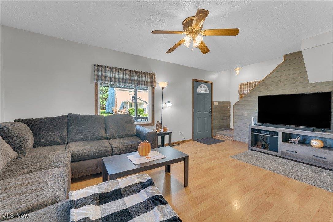 1452 Furnace Street, Mineral Ridge, OH 44440