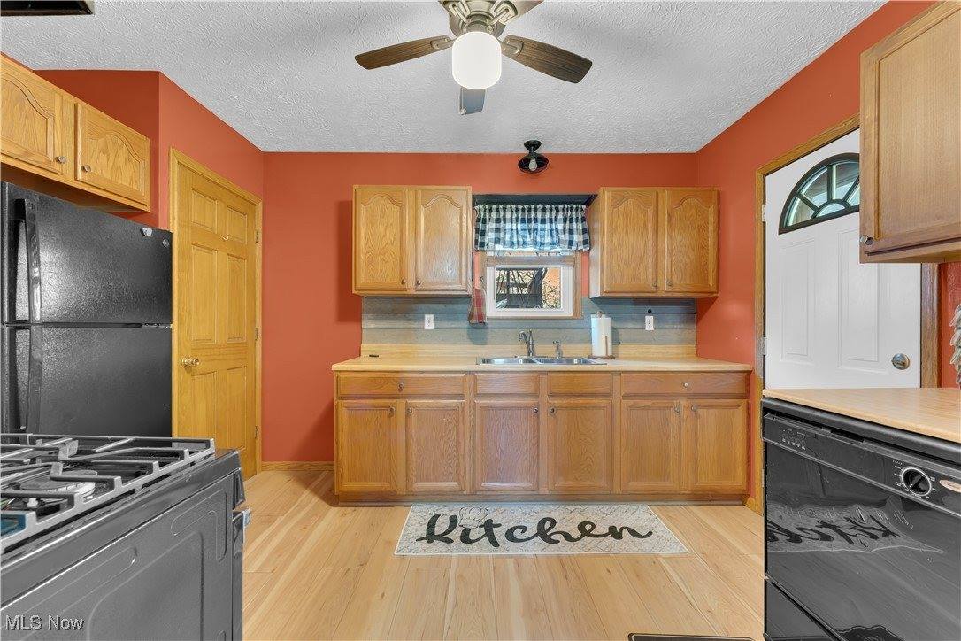 1452 Furnace Street, Mineral Ridge, OH 44440