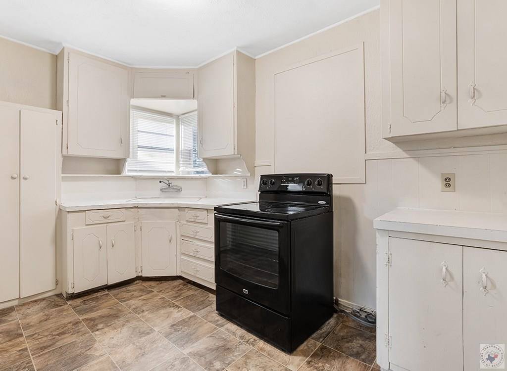 849 Singapore, Wake Village, TX 75501