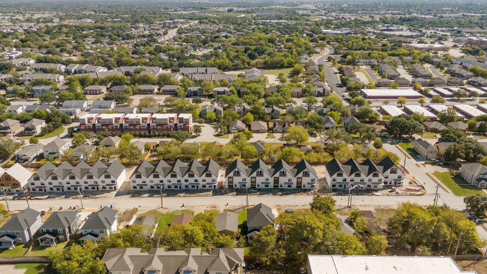 240 Richards Street, College Station, TX 77840