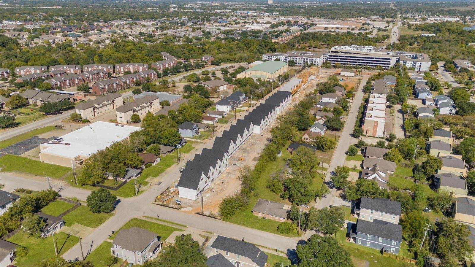 240 Richards Street, College Station, TX 77840