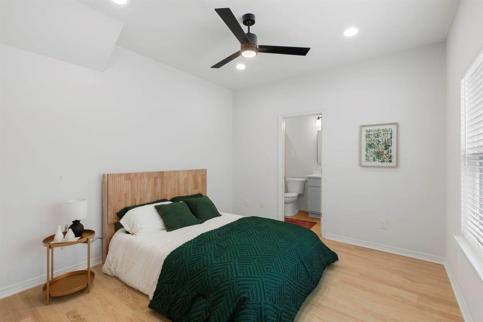 307B Sterling Street, College Station, TX 77840