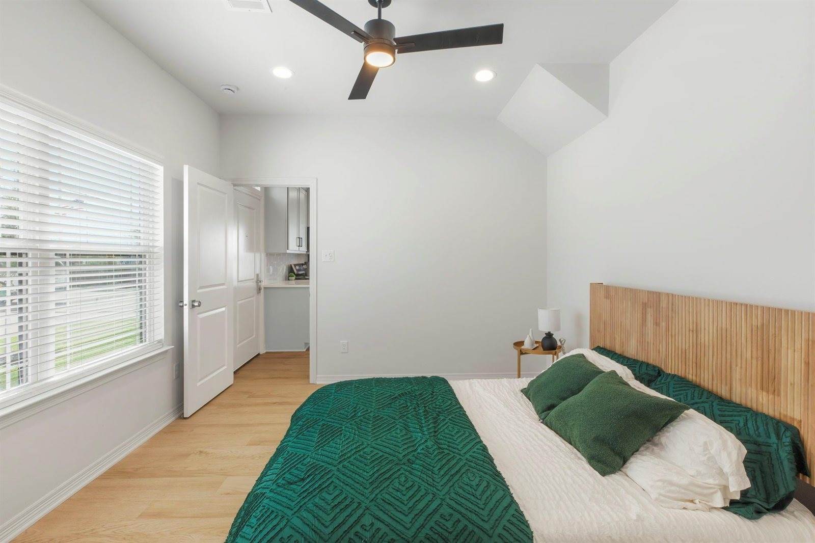 307B Sterling Street, College Station, TX 77840