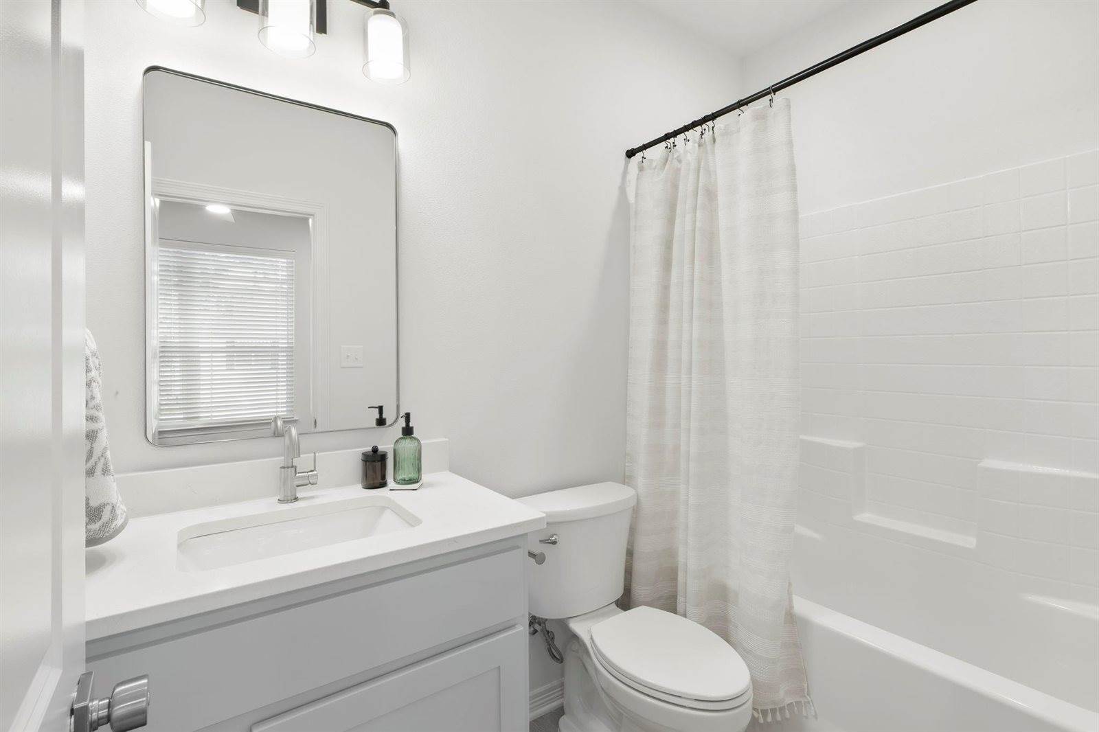 307B Sterling Street, College Station, TX 77840