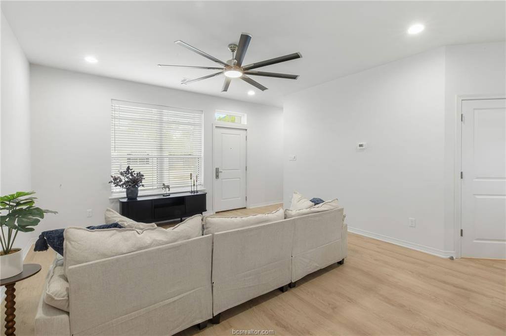 307C Sterling Street, College Station, TX 77840