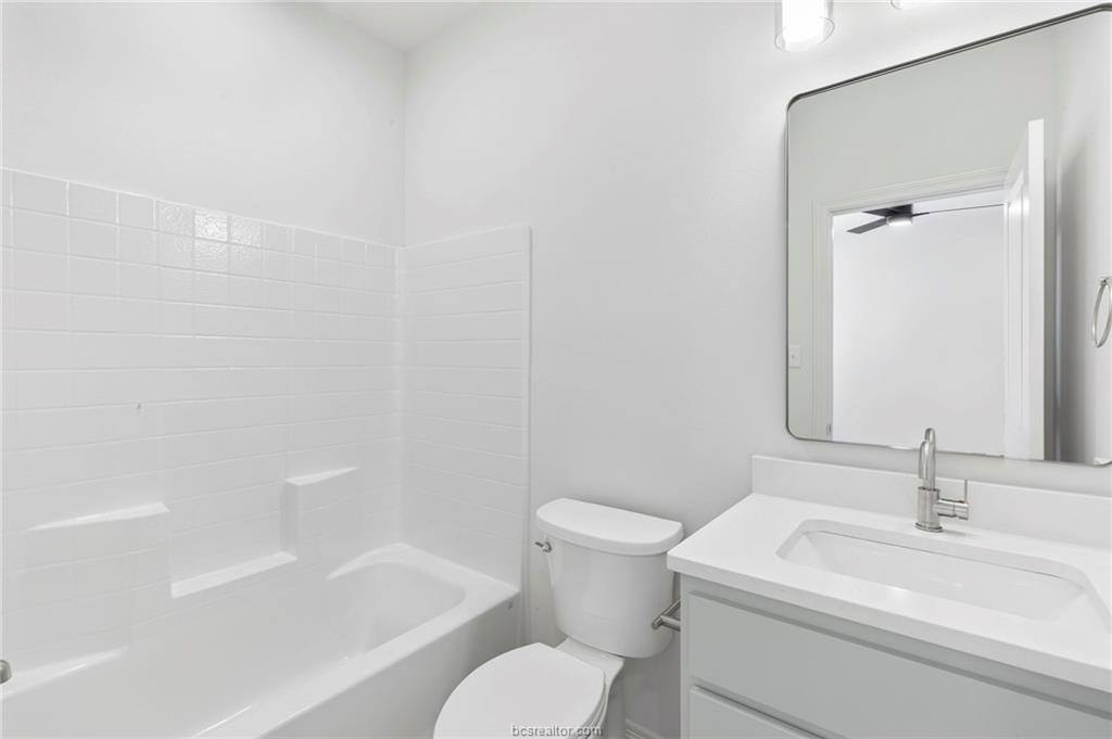 307C Sterling Street, College Station, TX 77840