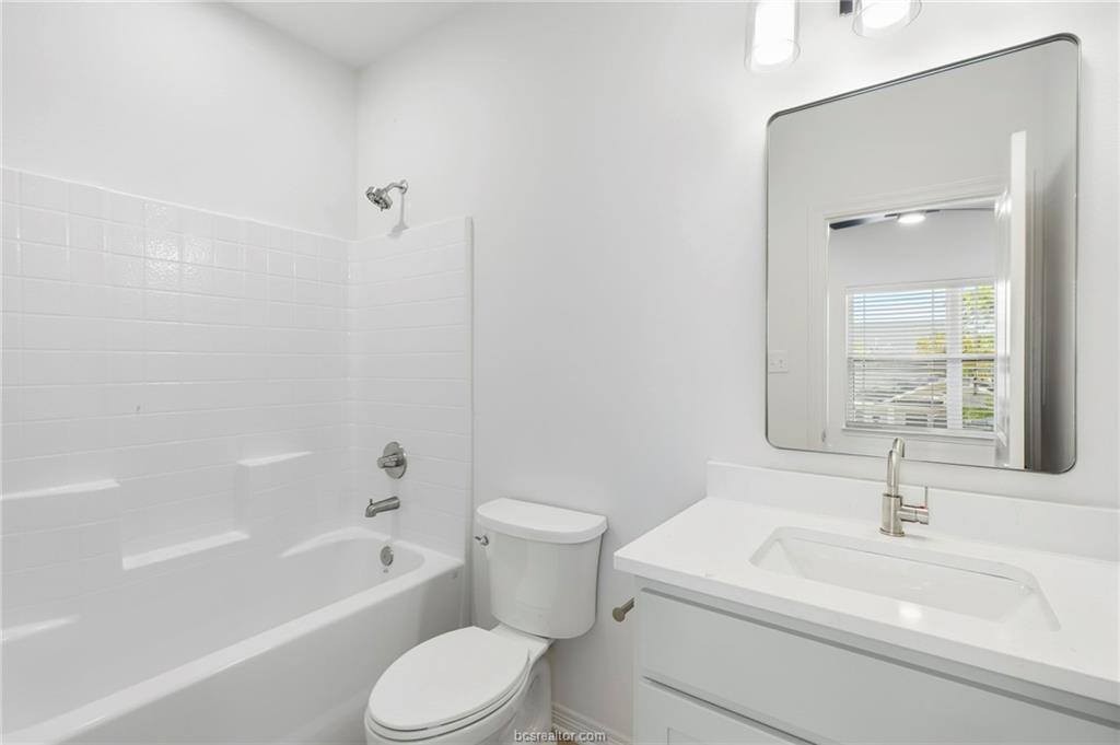 307C Sterling Street, College Station, TX 77840