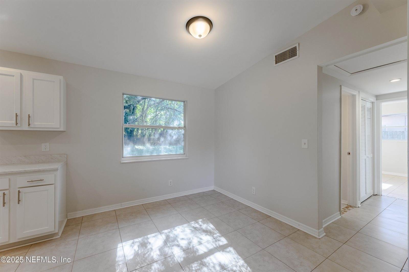 7822 Dubois Drive, Jacksonville, FL 32221