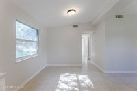 7822 Dubois Drive, Jacksonville, FL 32221