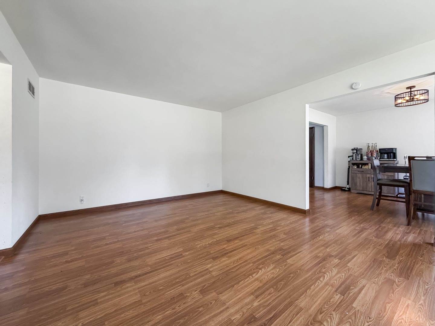 1353 Carriage Hill Lane, Freeport, IL 61032