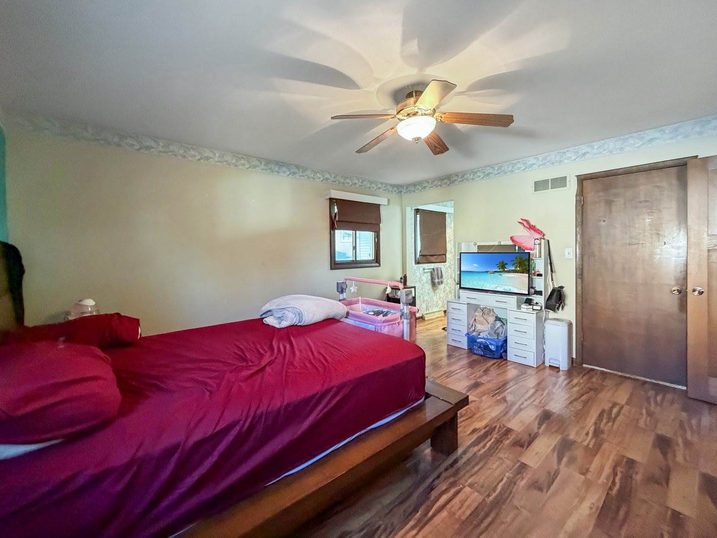 1353 Carriage Hill Lane, Freeport, IL 61032