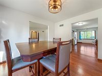 1353 Carriage Hill Lane, Freeport, IL 61032