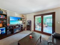 1353 Carriage Hill Lane, Freeport, IL 61032