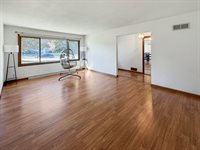 1353 Carriage Hill Lane, Freeport, IL 61032