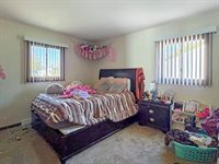 1353 Carriage Hill Lane, Freeport, IL 61032