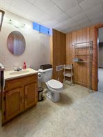 1353 Carriage Hill Lane, Freeport, IL 61032