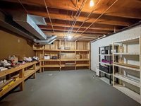 1353 Carriage Hill Lane, Freeport, IL 61032