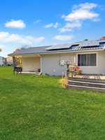 1353 Carriage Hill Lane, Freeport, IL 61032