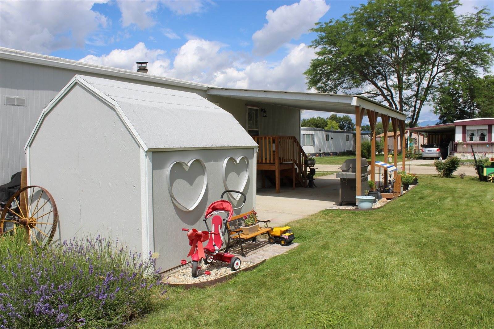 111 Blue Bird Drive, Hamilton, MT 59840