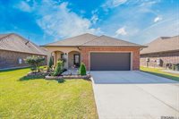148 Red Maple Dr, Gray, LA 70359