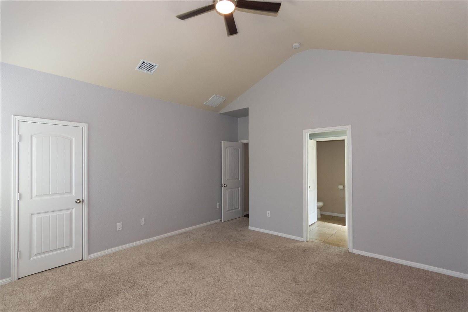 204 Serrano St, Georgetown, TX 78628