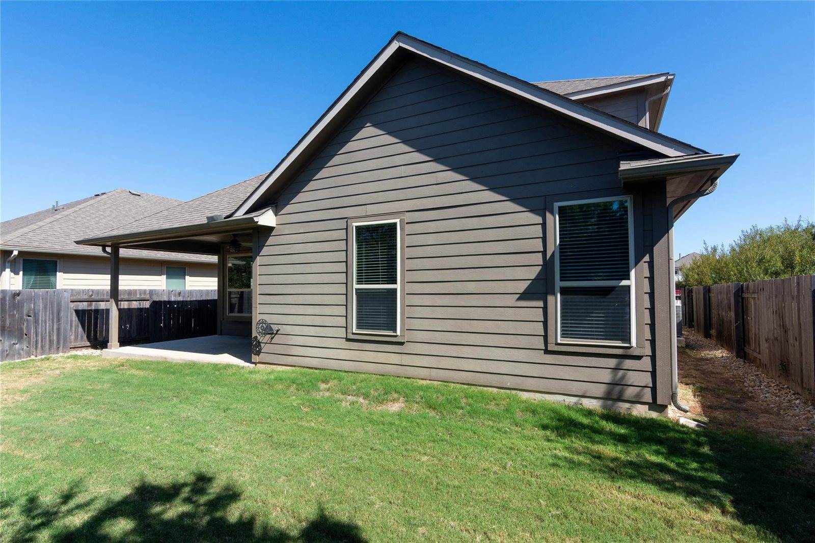 204 Serrano St, Georgetown, TX 78628