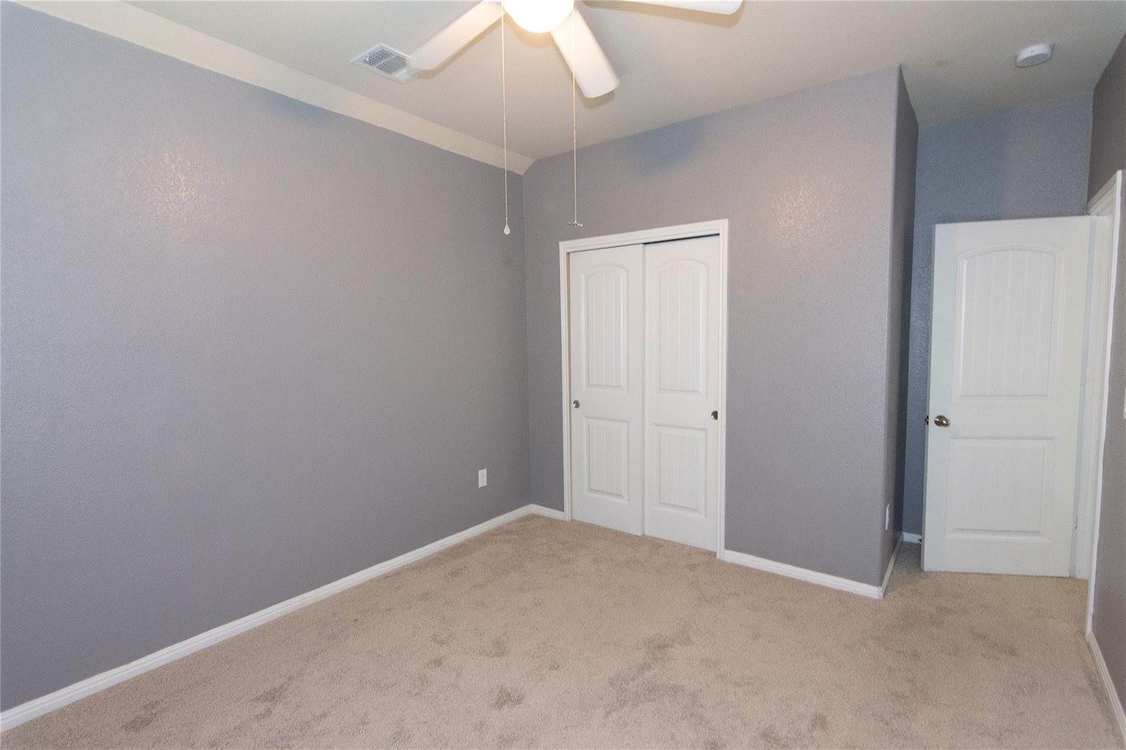 204 Serrano St, Georgetown, TX 78628