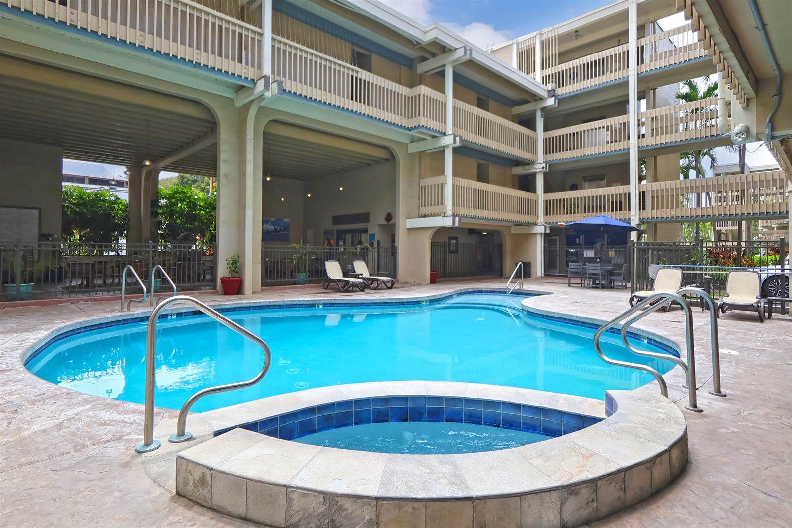 76-6246 Alii Dr, Kailua-Kona, HI 96740