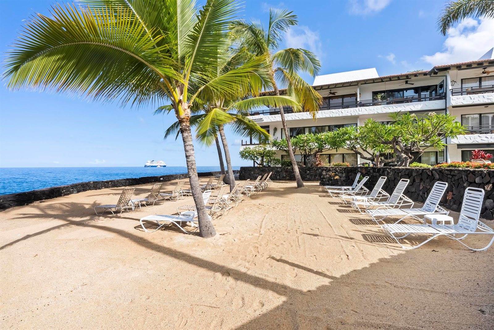 75-6082 Alii Dr, Kailua-Kona, HI 96740