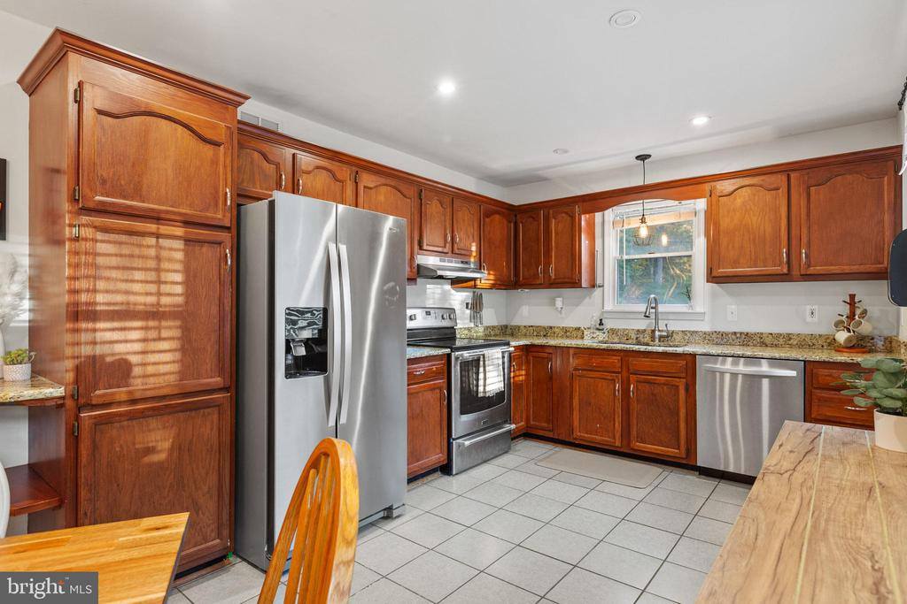 27070 Yowaiski Mill Road, Mechanicsville, MD 20659