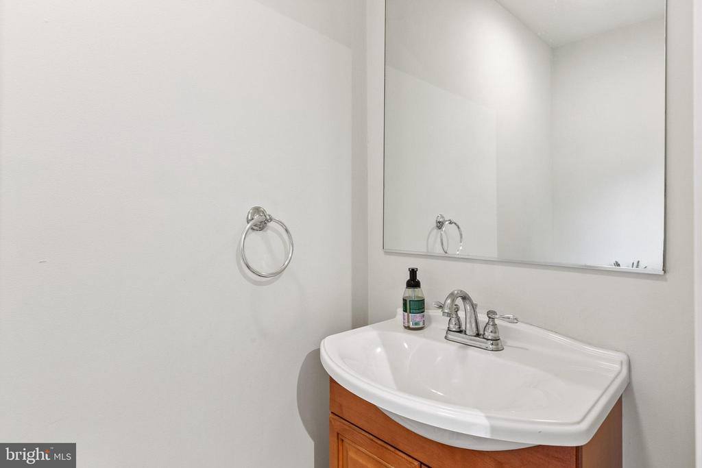 27070 Yowaiski Mill Road, Mechanicsville, MD 20659