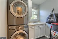 7059 Beaver Spring Road, Harrisburg, PA 17111