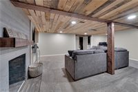 7435 Forest Hill Avenue, Poland, OH 44514