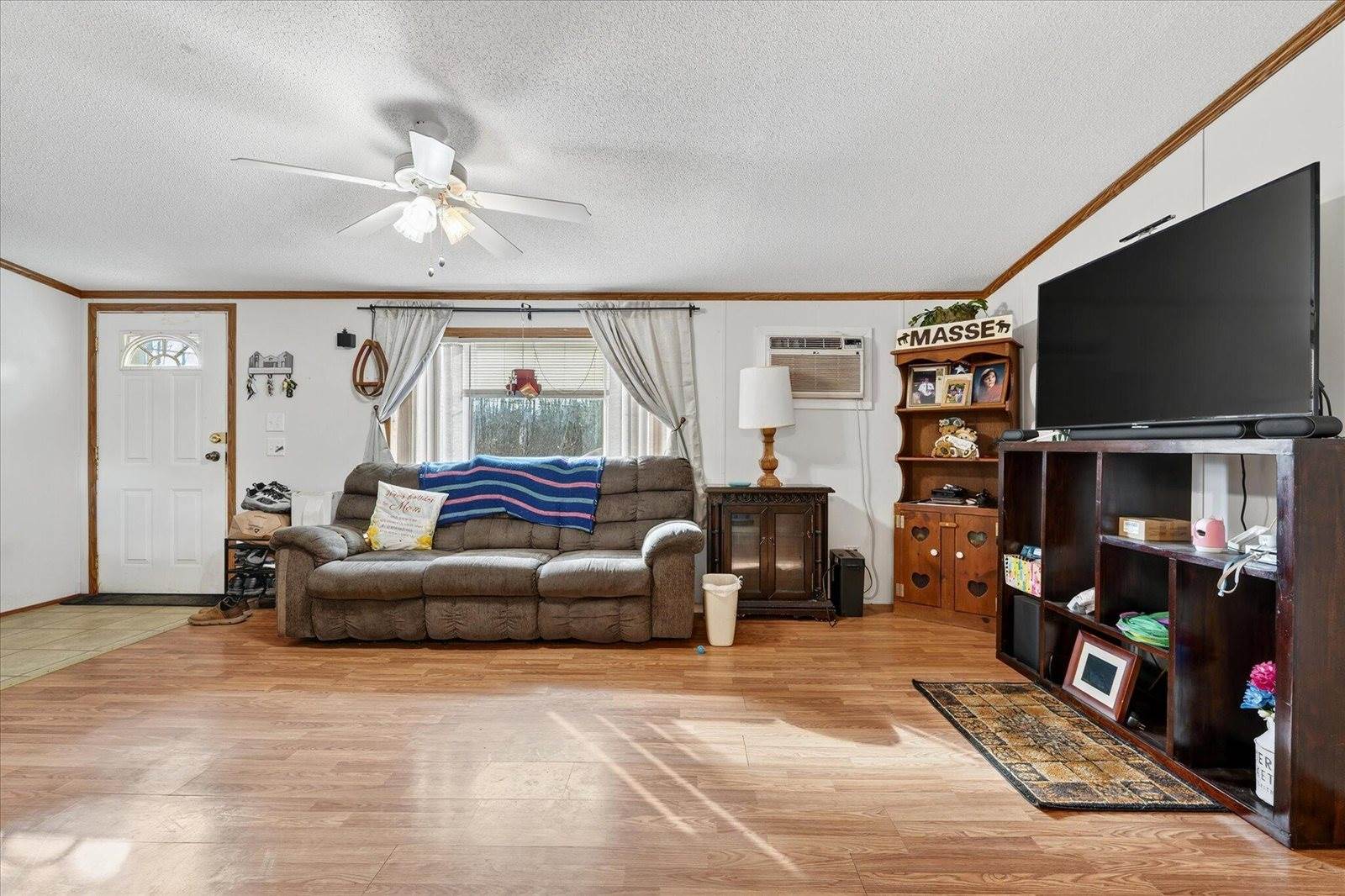 263 Mudgett Road, Kenduskeag, ME 04450