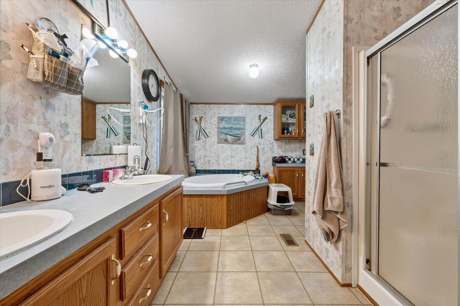 263 Mudgett Road, Kenduskeag, ME 04450