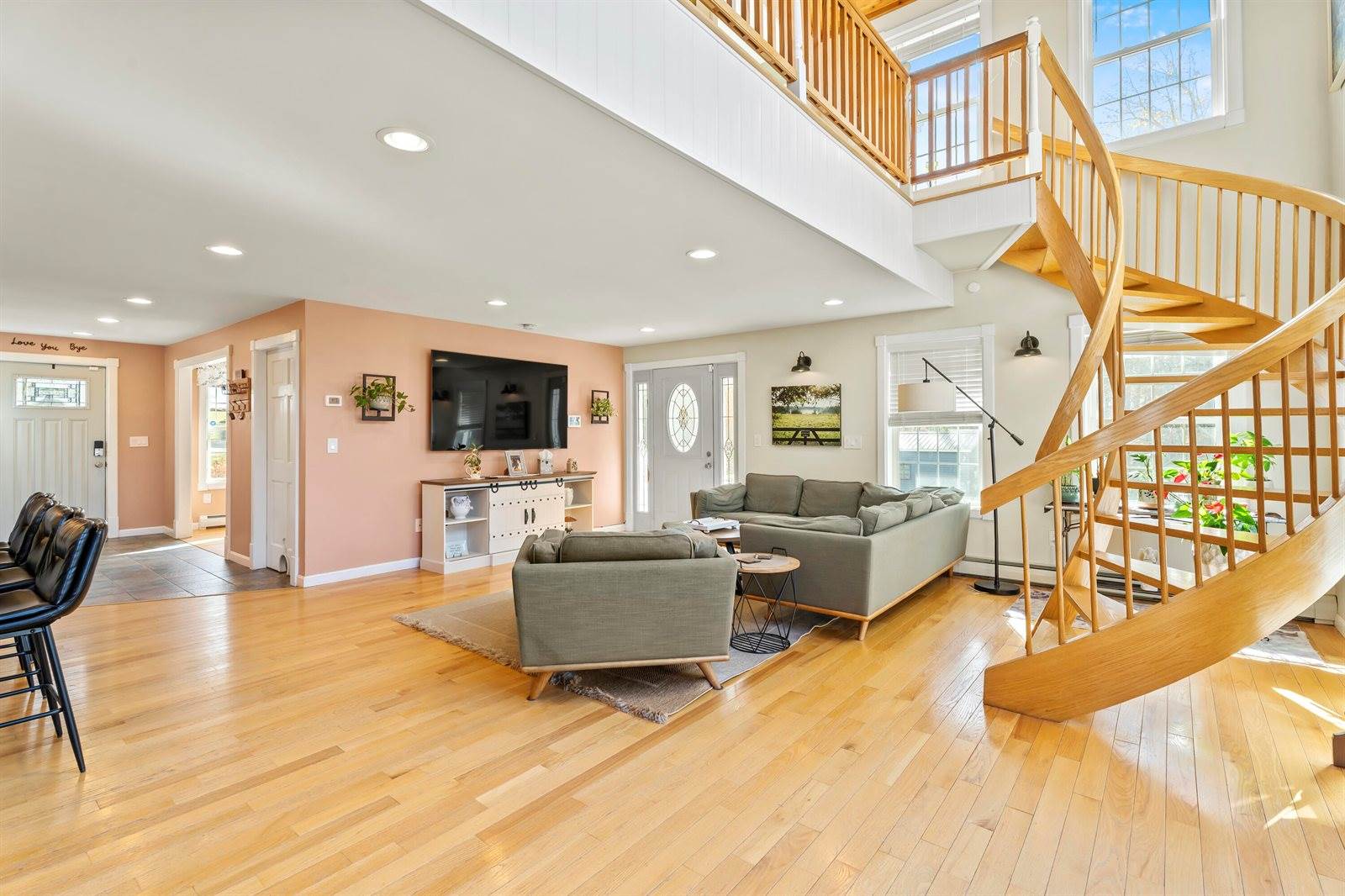 378 Cross Hill Road, Augusta, ME 04330