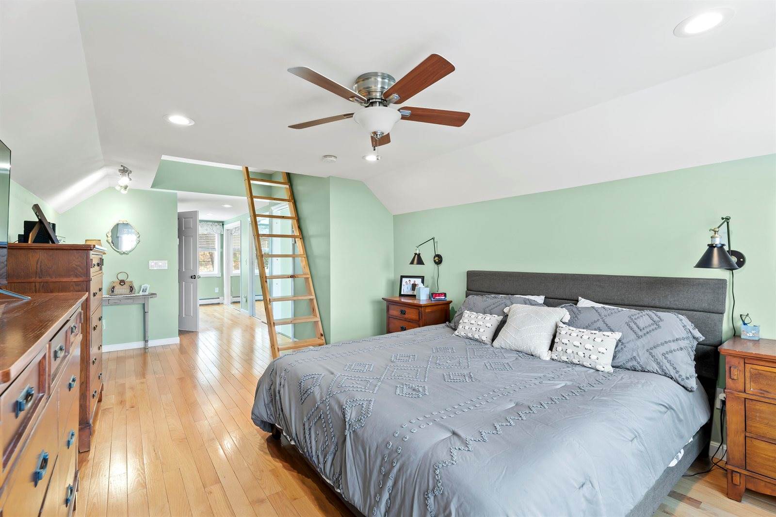 378 Cross Hill Road, Augusta, ME 04330