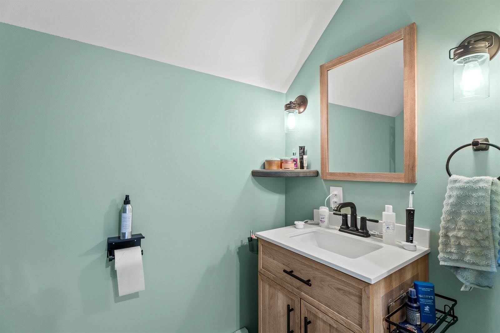 378 Cross Hill Road, Augusta, ME 04330