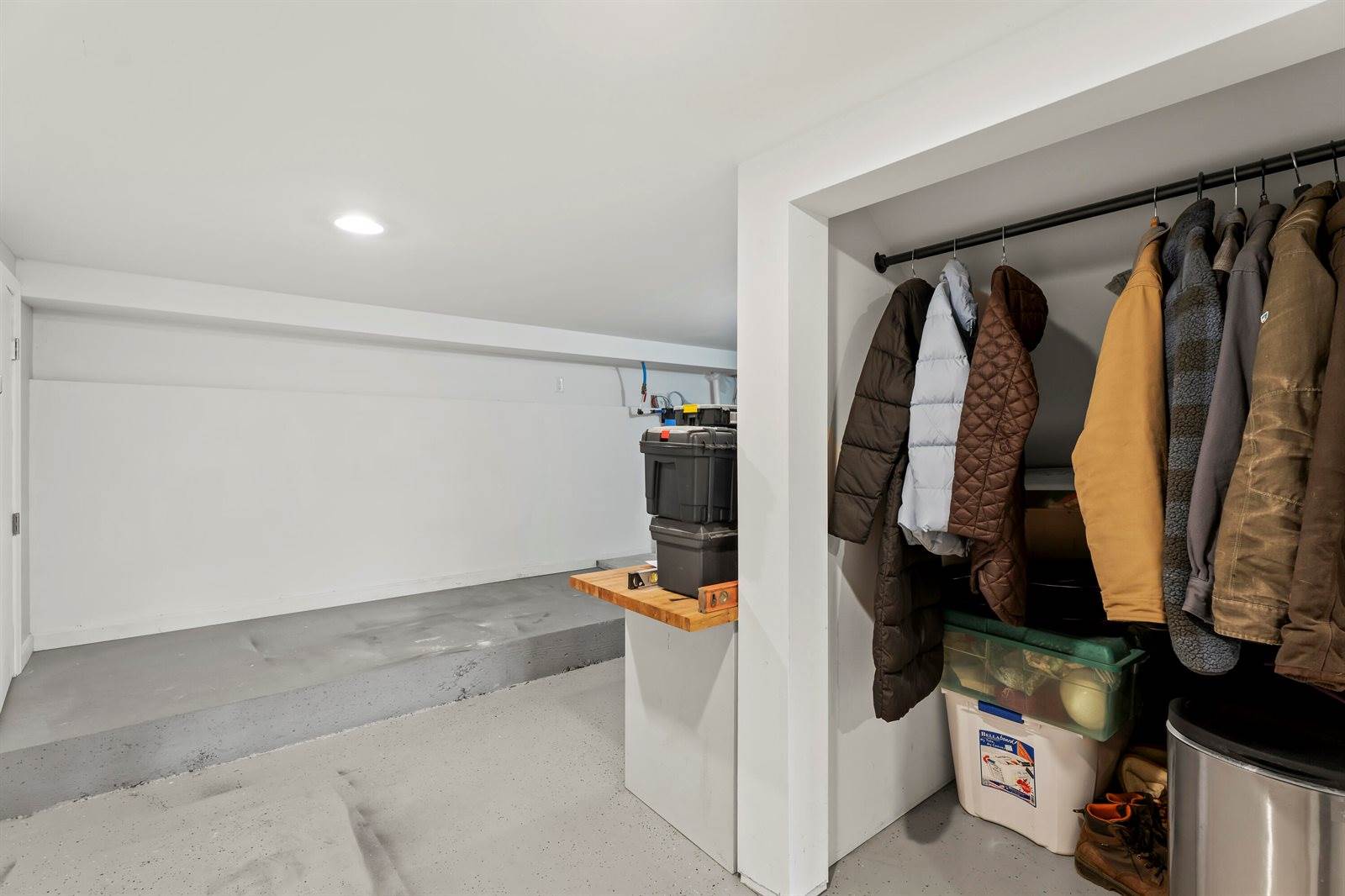 378 Cross Hill Road, Augusta, ME 04330