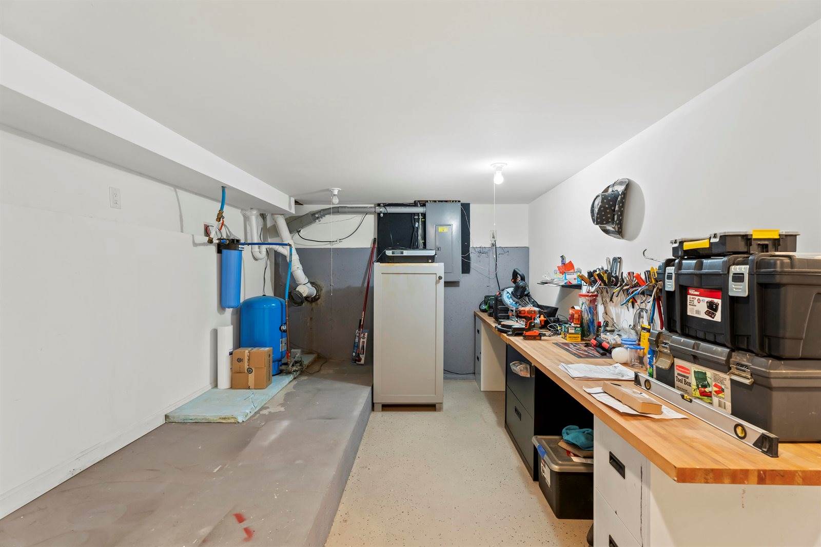 378 Cross Hill Road, Augusta, ME 04330